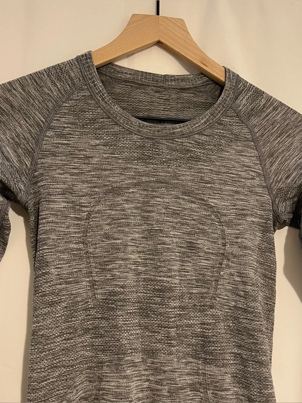 Lululemon Grey Swiftly Tech Long Sleeve Top